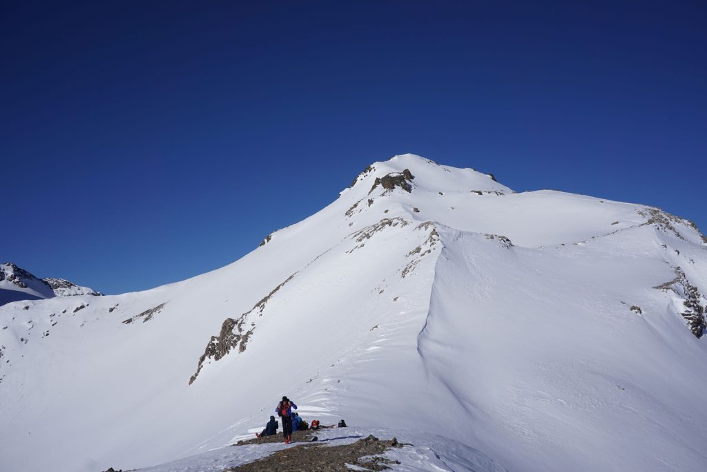 Pausenplatz während der Skitour zur Larainferner Spitze von der Heidelberger Hütte - Silvretta